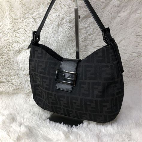 fendi バケットバッグ|Fendi.